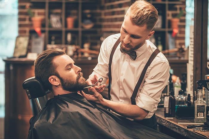 học nghề cắt tóc nam mất bao lâu?