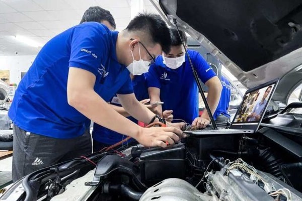 học nghề sửa chữa ô tô có mức lương thu nhập ổn định